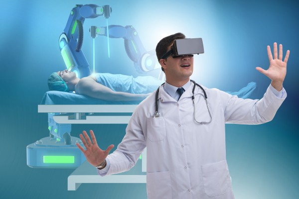 Des mini-robots chirurgiens contrôlés via la réalité-virtuelle !