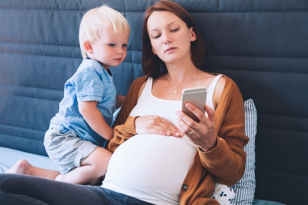 Grossesse connectée : 11 objets high-tech pour suivre l’évolution de votre bébé