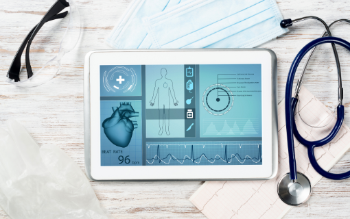 Télésurveillance cardiaque : quand le cœur des patients à risque est surveillé à distance, via leur téléphone