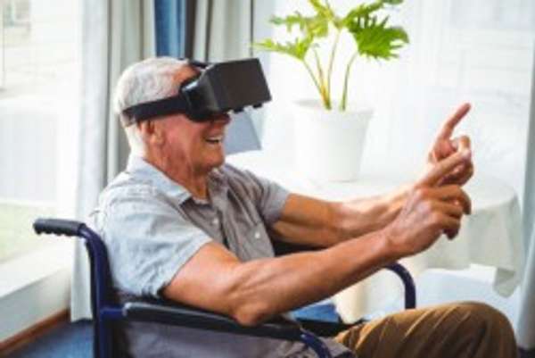 Un casque de réalité virtuelle contre la douleur et le stress, le don très concret de cette entreprise à la maternité de l'hôpital de Besançon