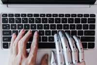 L’avenir de la robotique sociale : assistance ou surveillance ?